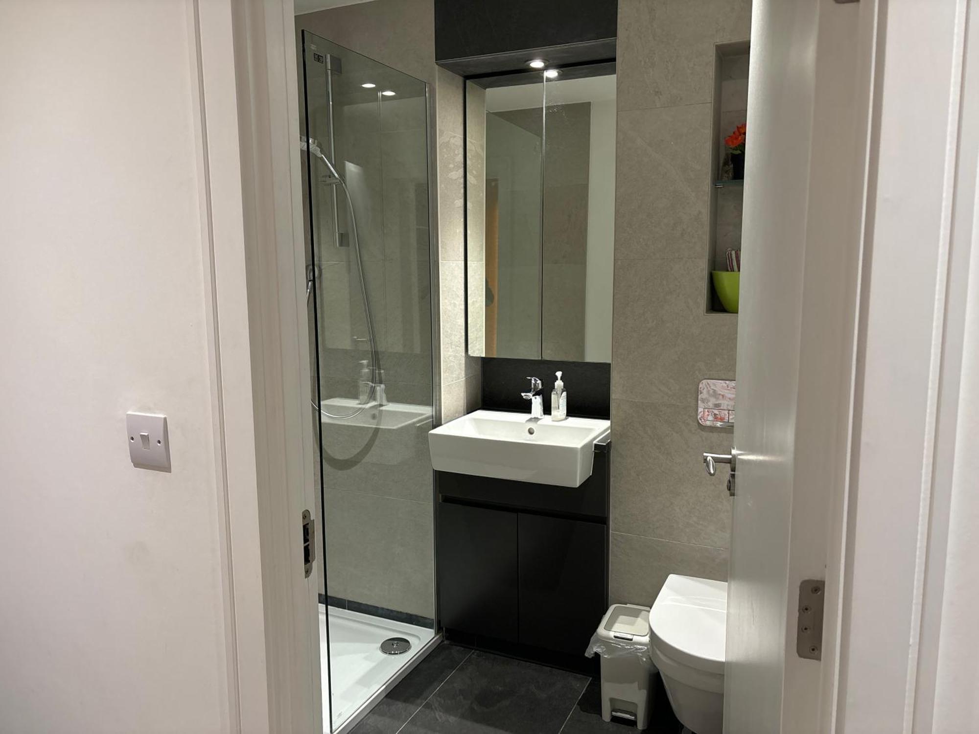 Modern En-suite And Self Catering In Privatunterkunft